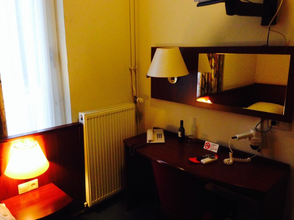 Hotel Pax Arnhem Habitación foto